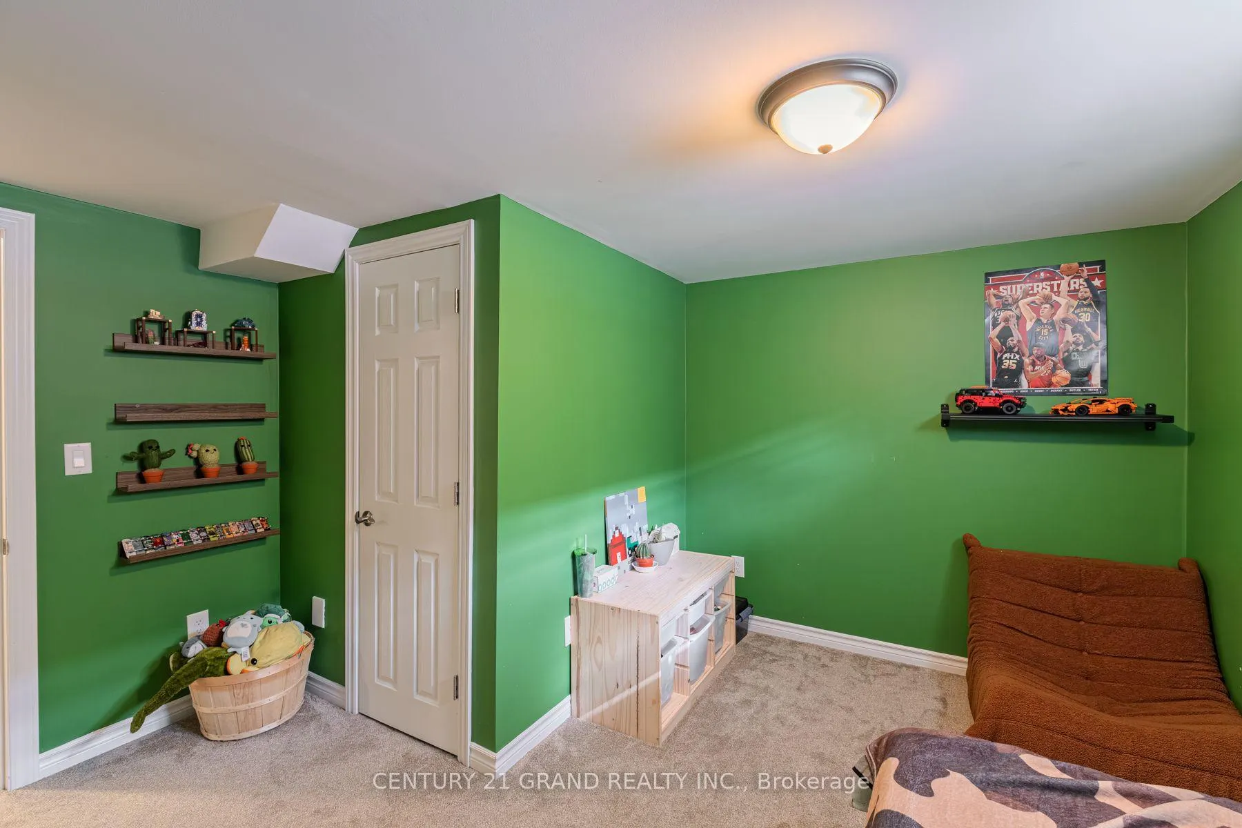 Photo 29 of 18 Linden Avenue, Brantford — HOMEH