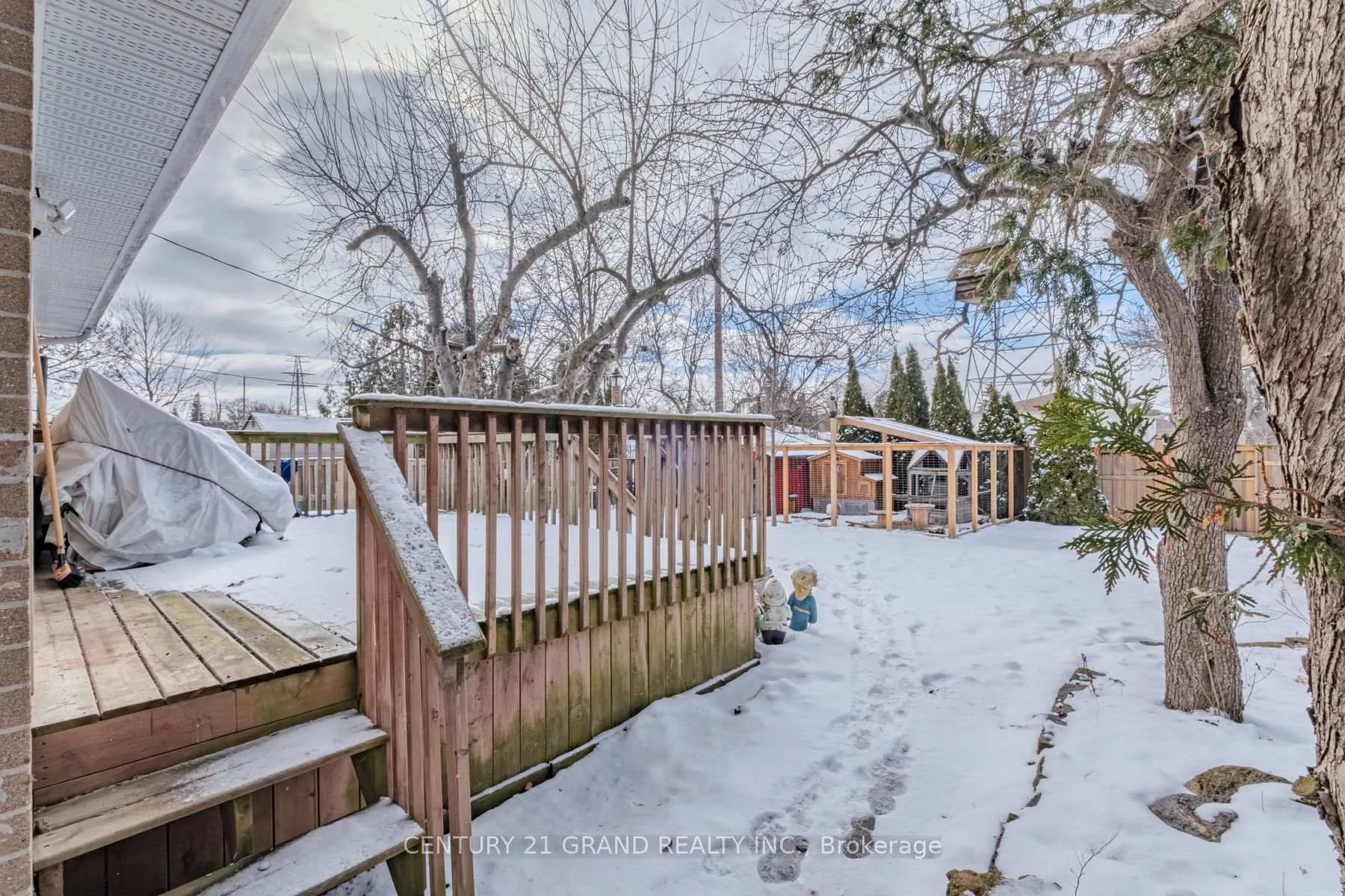 Photo 37 of 18 Linden Avenue, Brantford — HOMEH
