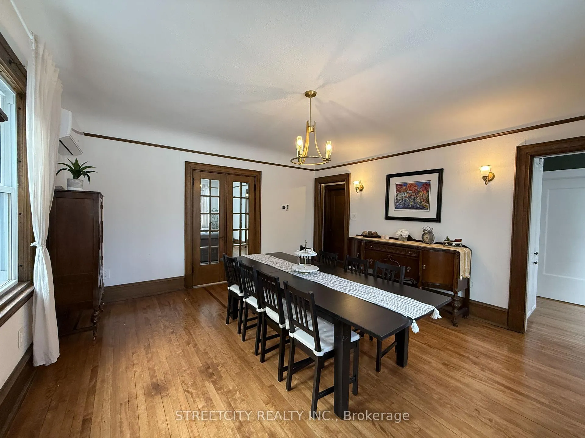 Photo 6 of 326 Vidal Street N, Sarnia — HOMEH