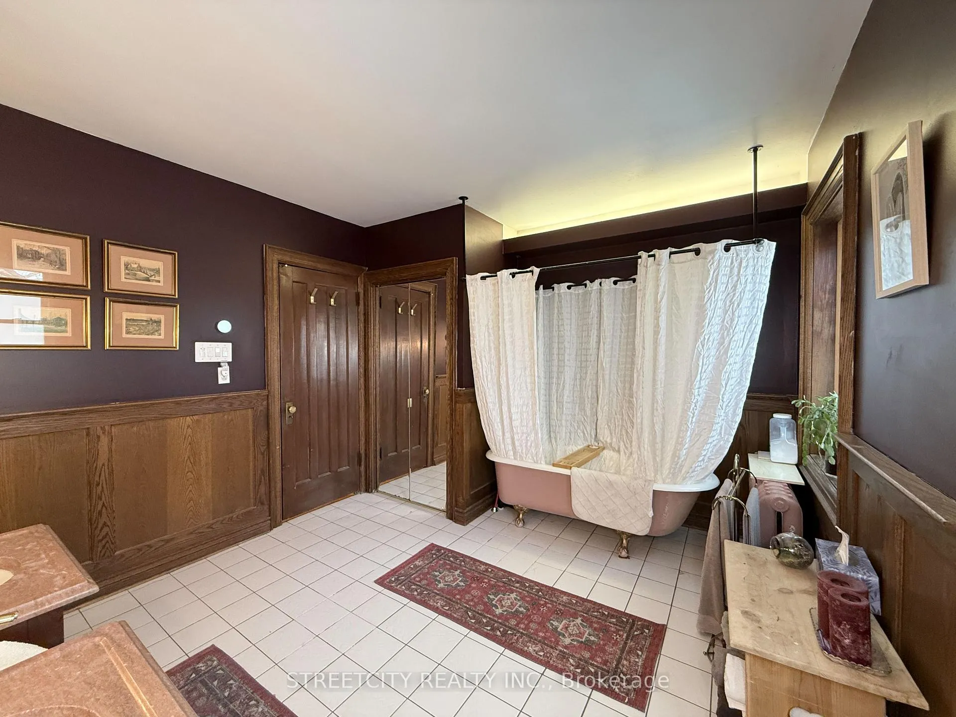 Photo 20 of 326 Vidal Street N, Sarnia — HOMEH