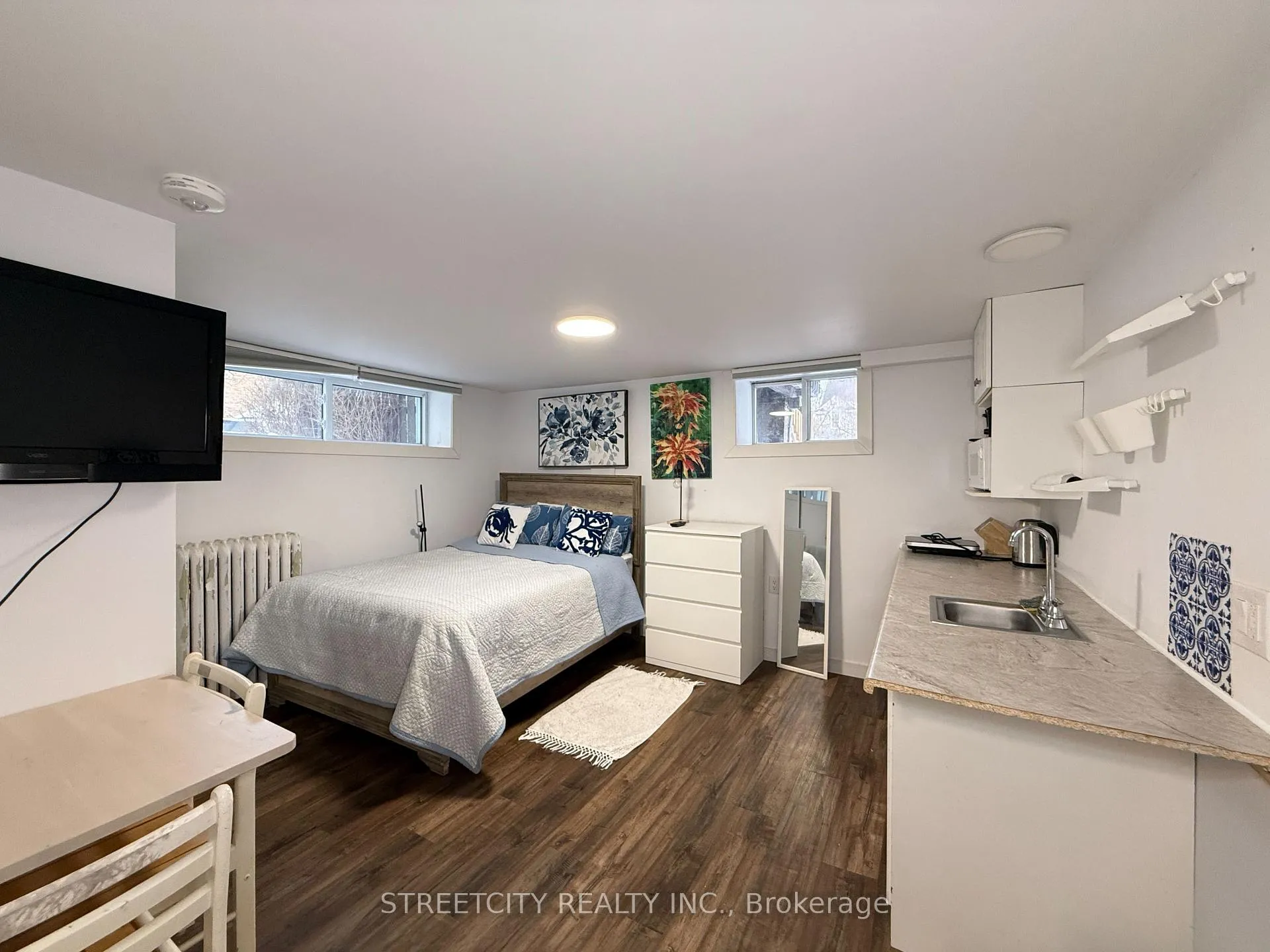 Photo 36 of 326 Vidal Street N, Sarnia — HOMEH