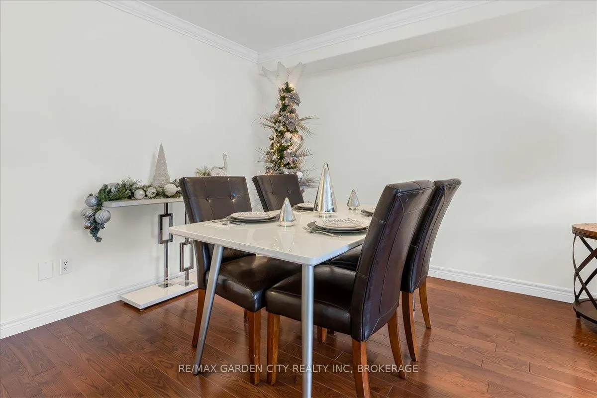 Photo 13 of 45 Hemlock Way, Grimsby, Grimsby West — HOMEH