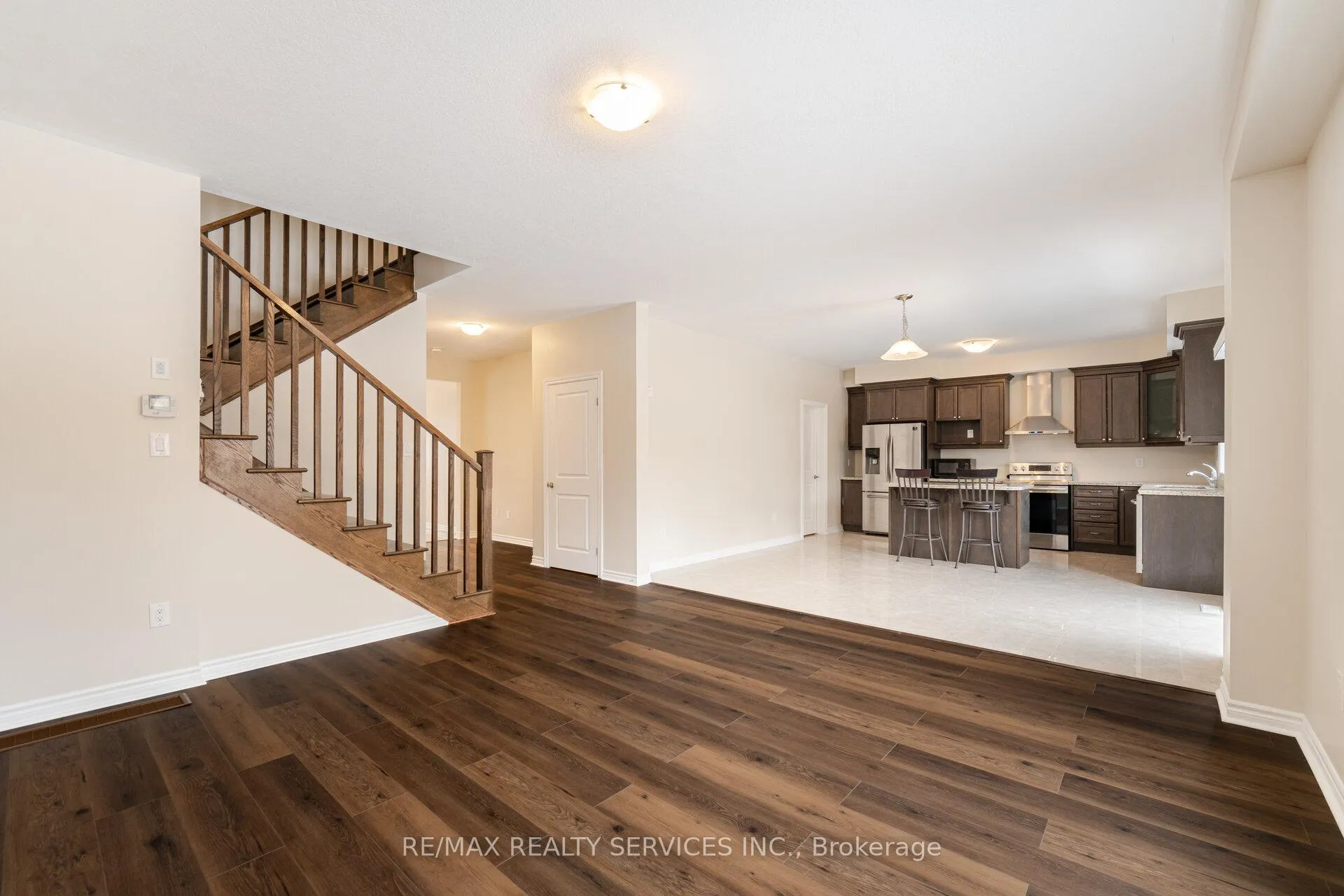 Photo 9 of 37 Pace Avenue, Brantford, Echo Place — HOMEH
