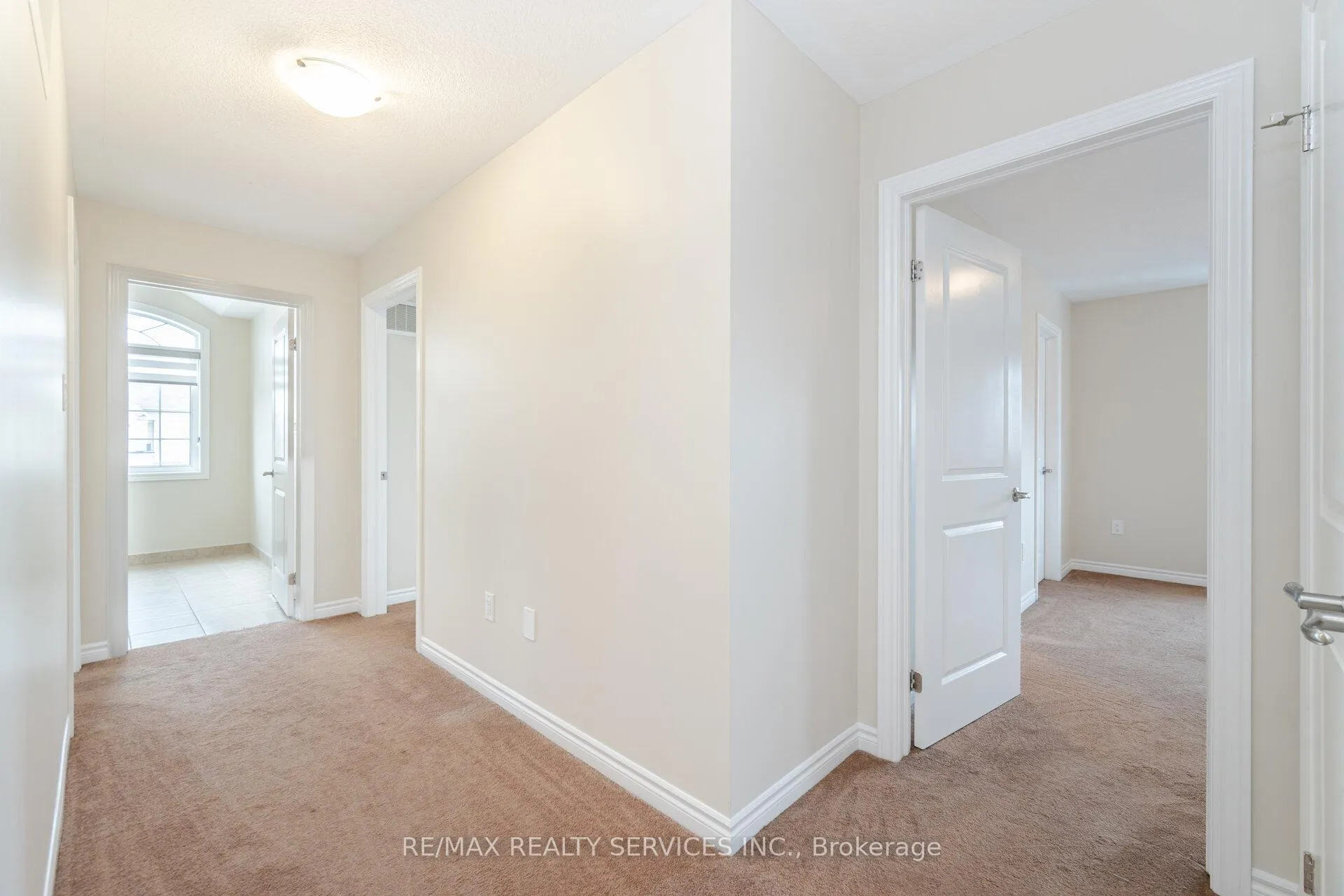 Photo 30 of 37 Pace Avenue, Brantford, Echo Place — HOMEH