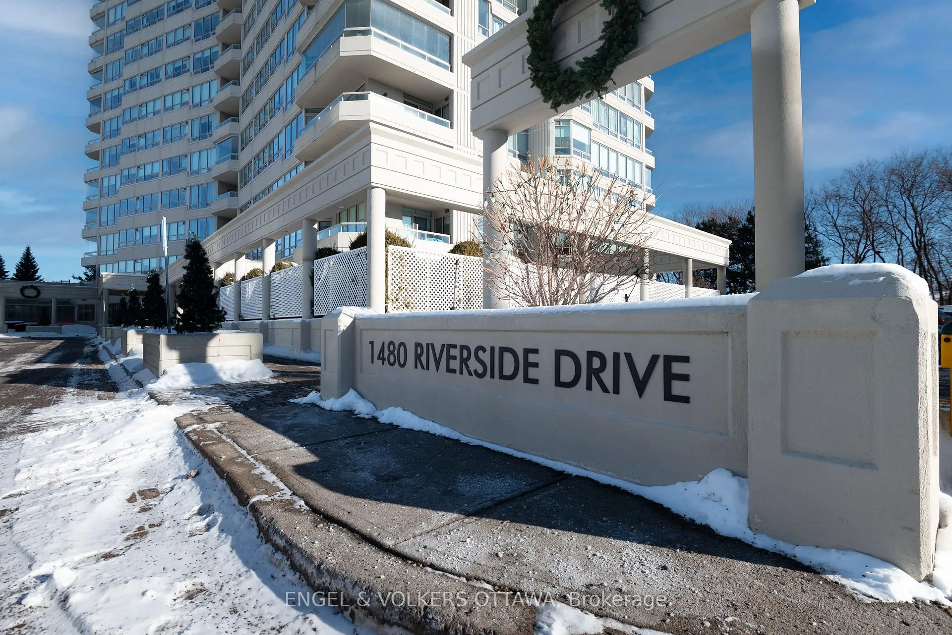 Photo 2 of Unit 2306, 1480 Riverside Drive, Ottawa, Riverview Park — HOMEH