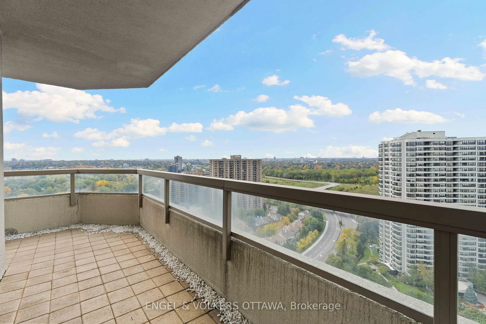 Photo 13 of Unit 2306, 1480 Riverside Drive, Ottawa, Riverview Park — HOMEH