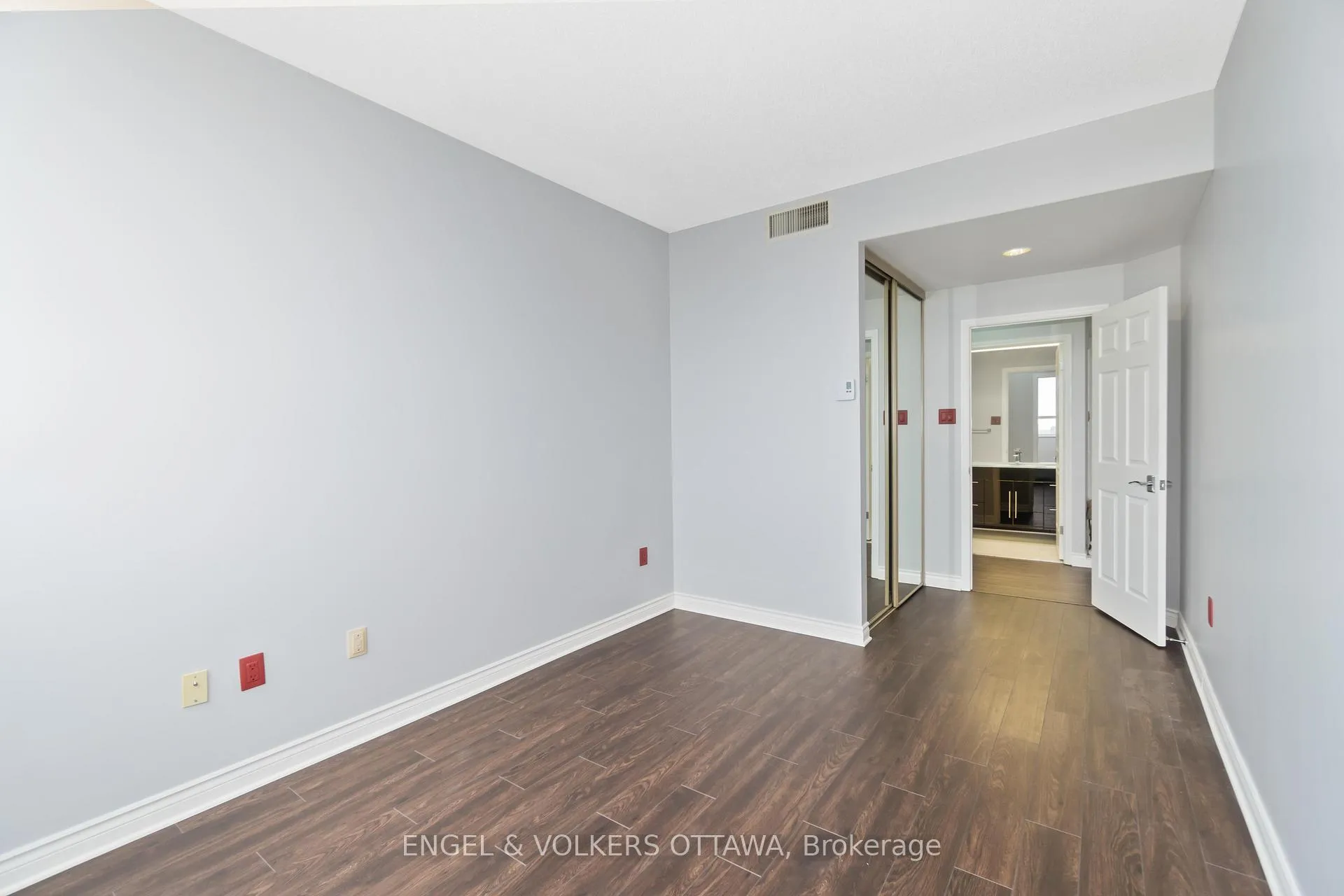 Photo 23 of Unit 2306, 1480 Riverside Drive, Ottawa, Riverview Park — HOMEH
