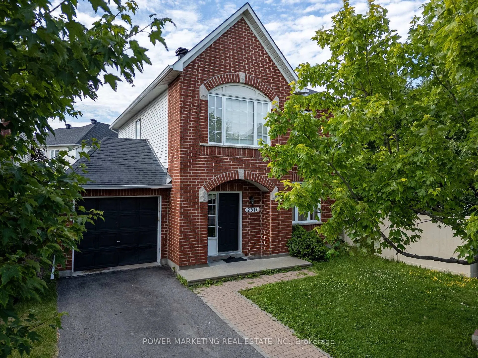 Photo 2 of 2316 Longwater Street, Ottawa, Chapel Hill South - Orleans Village — HOMEH