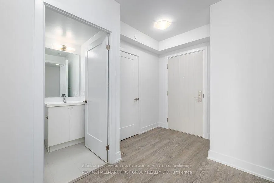 Photo 5 of Unit 1513, 2550 Simcoe Street N, Oshawa, Windfields — HOMEH
