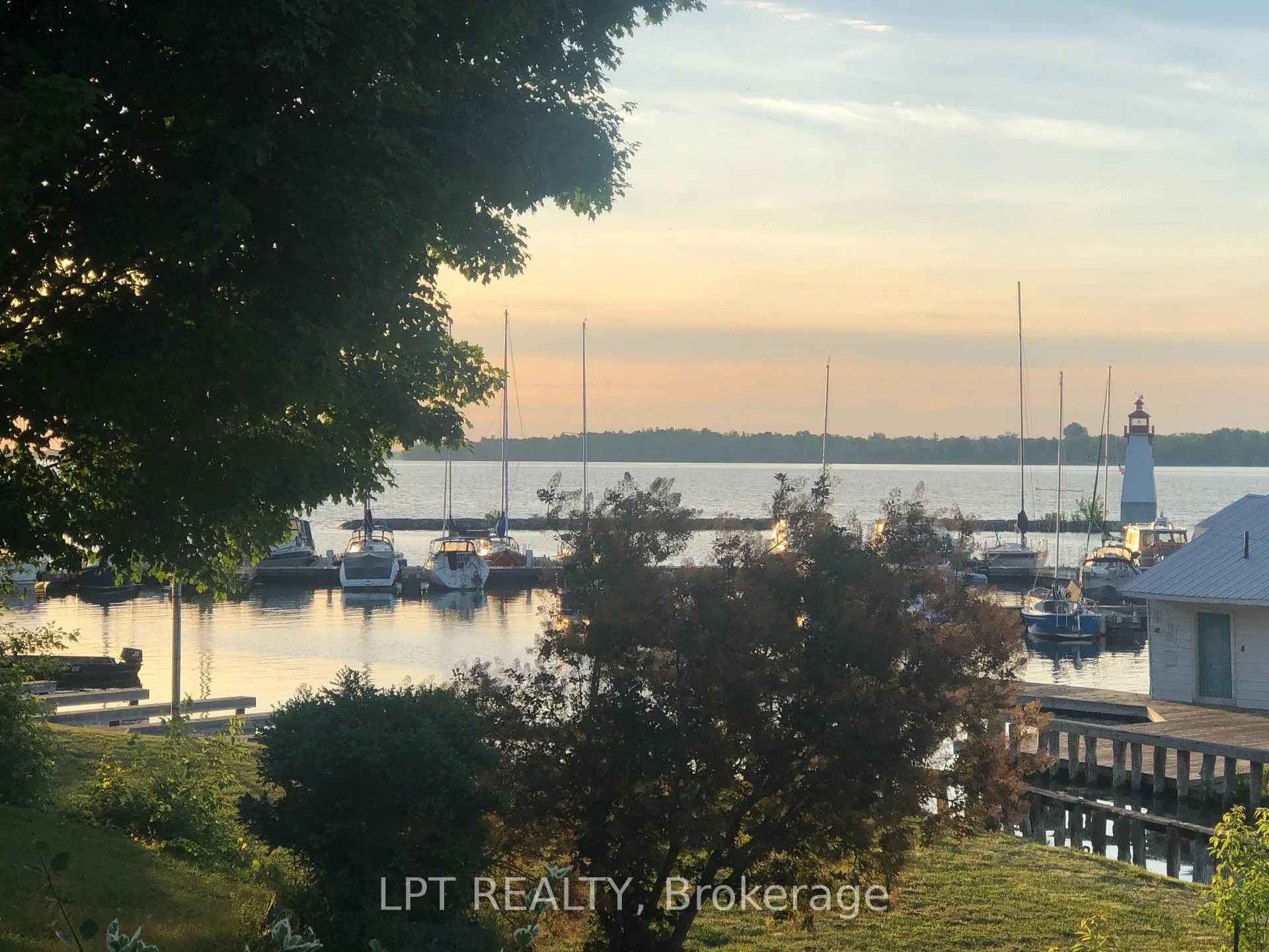 Photo 5 of 37 Malone Road, Georgina, Sutton & Jackson's Point — HOMEH
