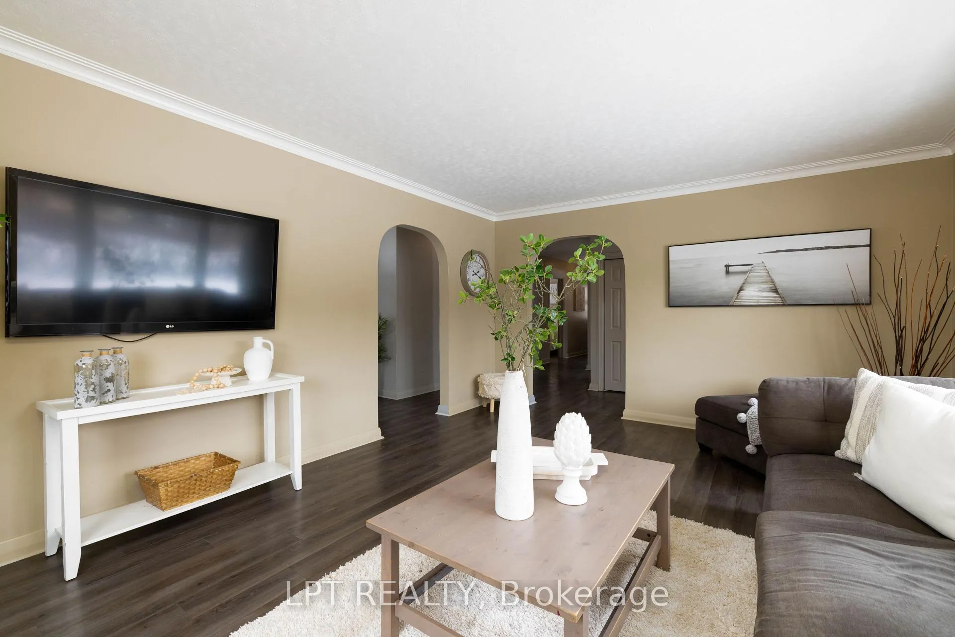 Photo 12 of 37 Malone Road, Georgina, Sutton & Jackson's Point — HOMEH