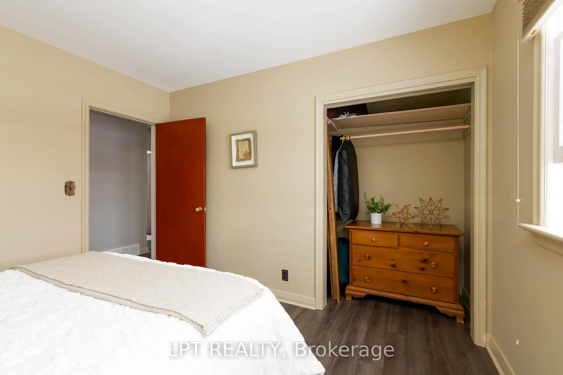 Photo 21 of 37 Malone Road, Georgina, Sutton & Jackson's Point — HOMEH
