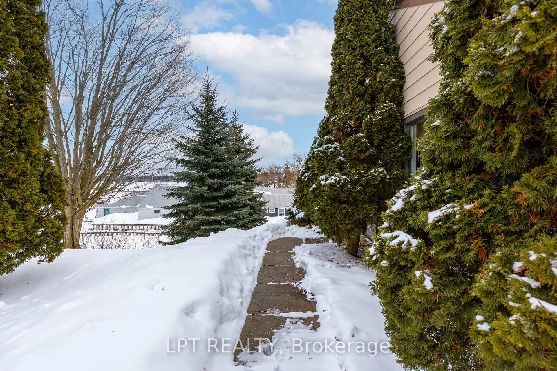 Photo 30 of 37 Malone Road, Georgina, Sutton & Jackson's Point — HOMEH