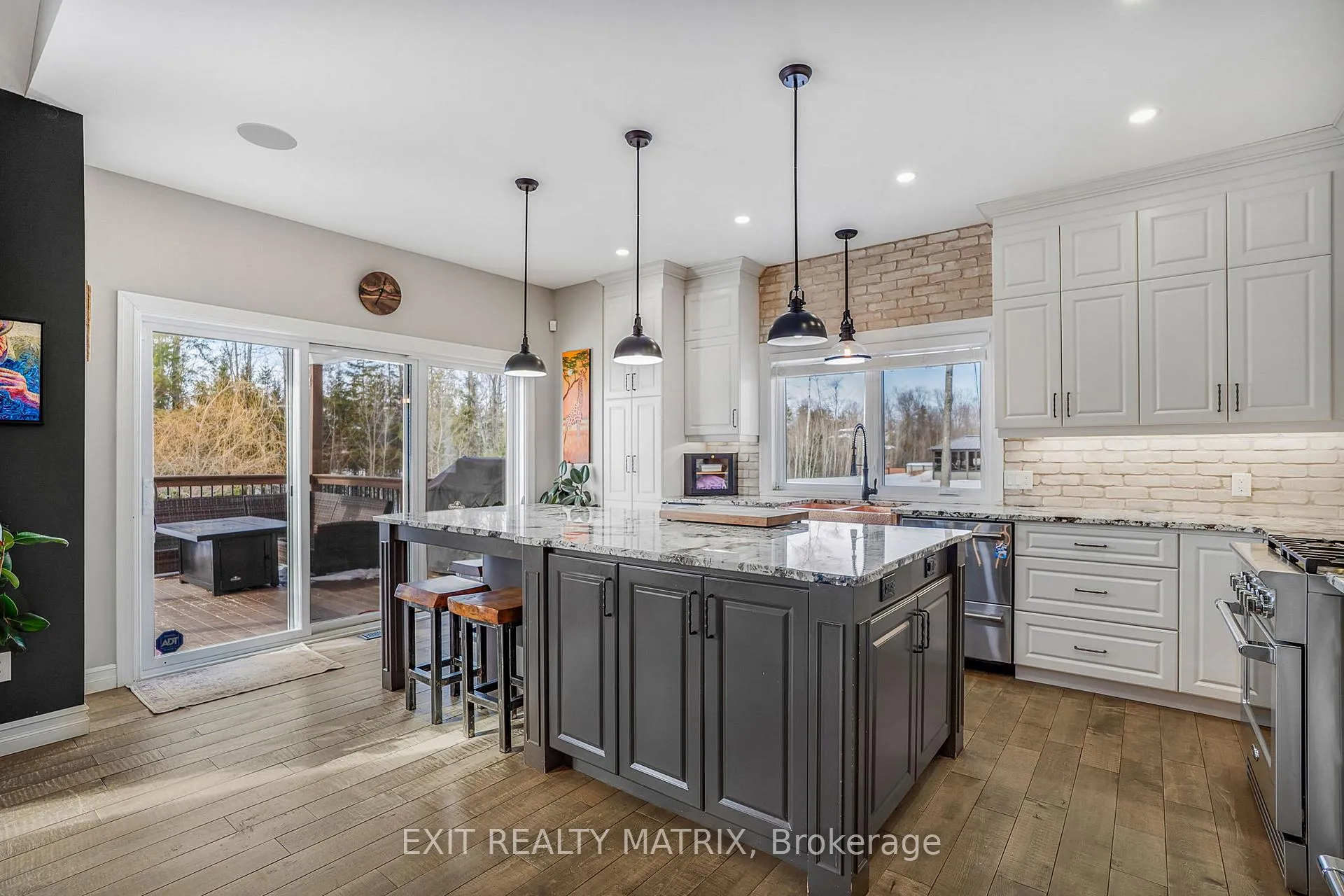 Photo 10 of 58 De La Seigneurie Street, Champlain, Champlain Twp — HOMEH