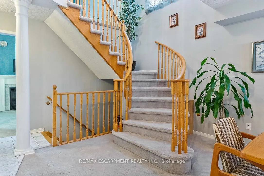 Photo 22 of 270 Cresthaven Road, Brampton, Snelgrove — HOMEH