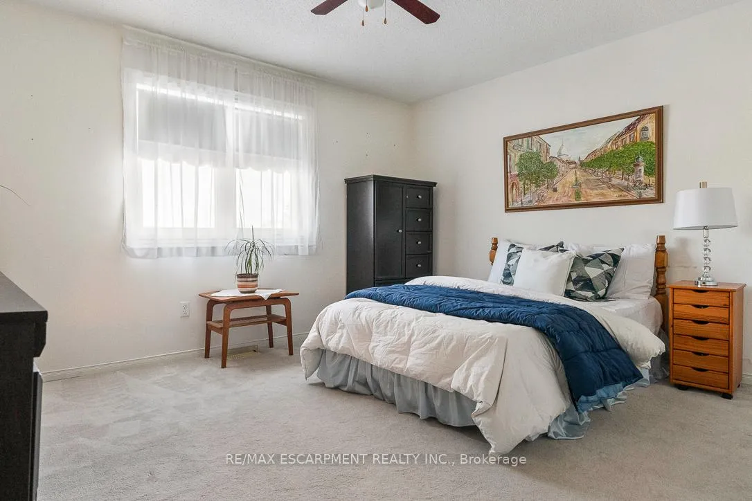 Photo 31 of 270 Cresthaven Road, Brampton, Snelgrove — HOMEH