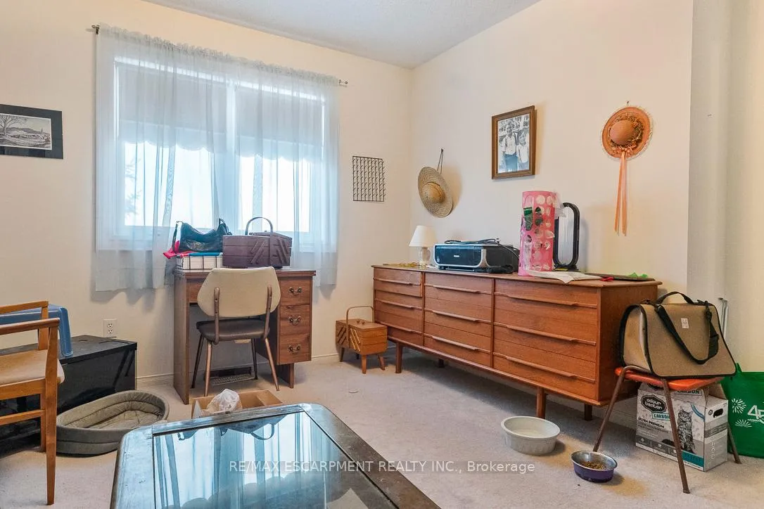 Photo 37 of 270 Cresthaven Road, Brampton, Snelgrove — HOMEH