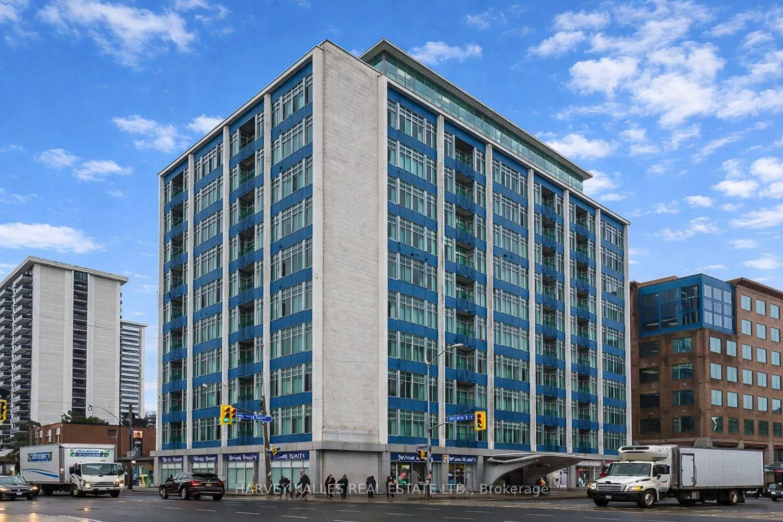 Front of Unit 302, 1901 Yonge Street