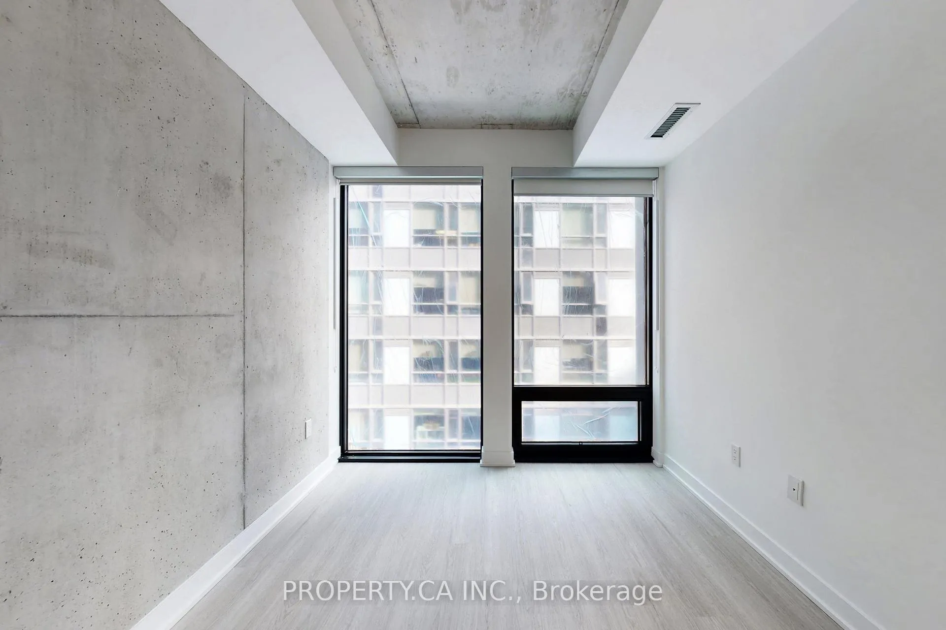 Photo 10 of Unit 401, 284 King Street E, Toronto, Moss Park — HOMEH