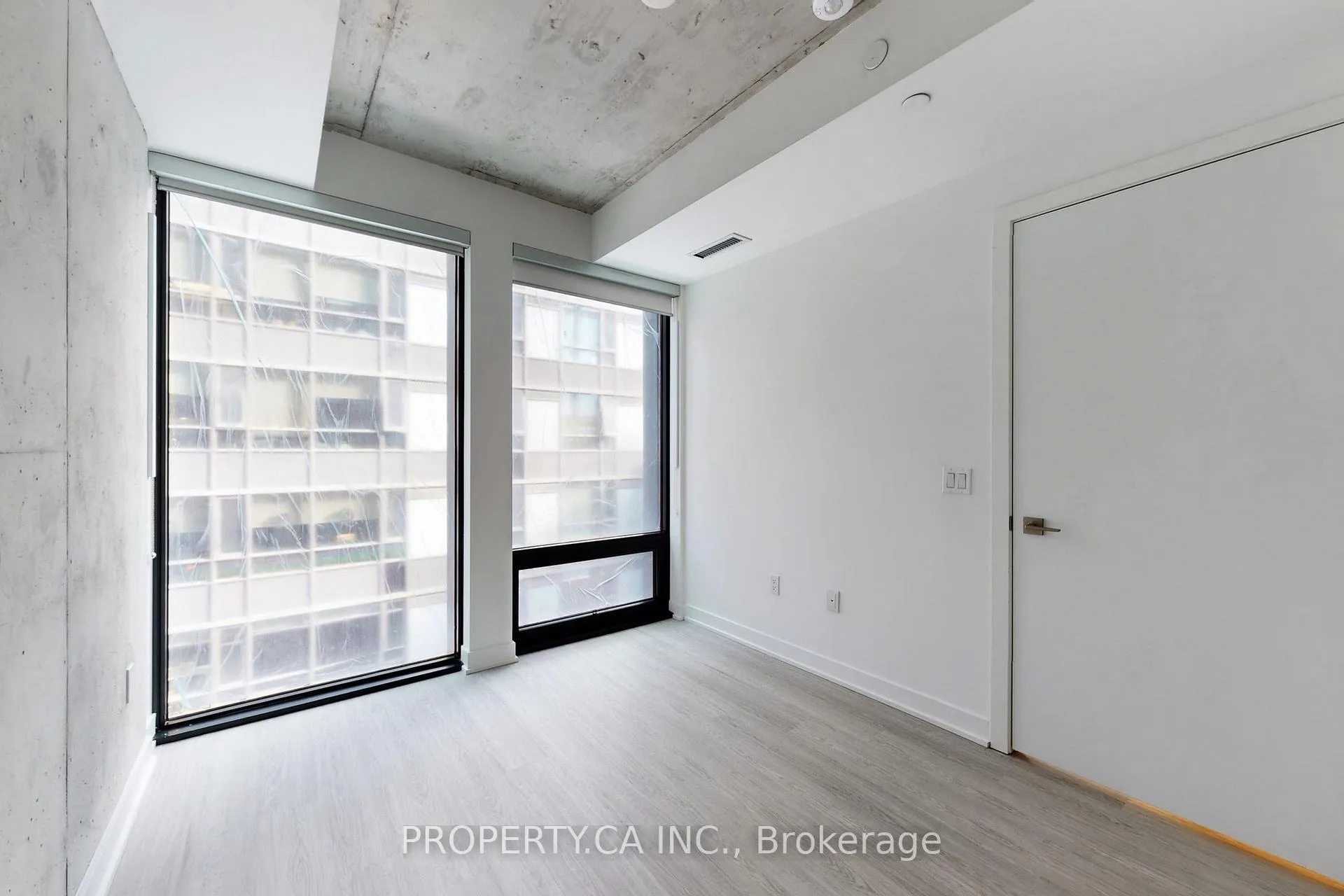 Photo 12 of Unit 401, 284 King Street E, Toronto, Moss Park — HOMEH