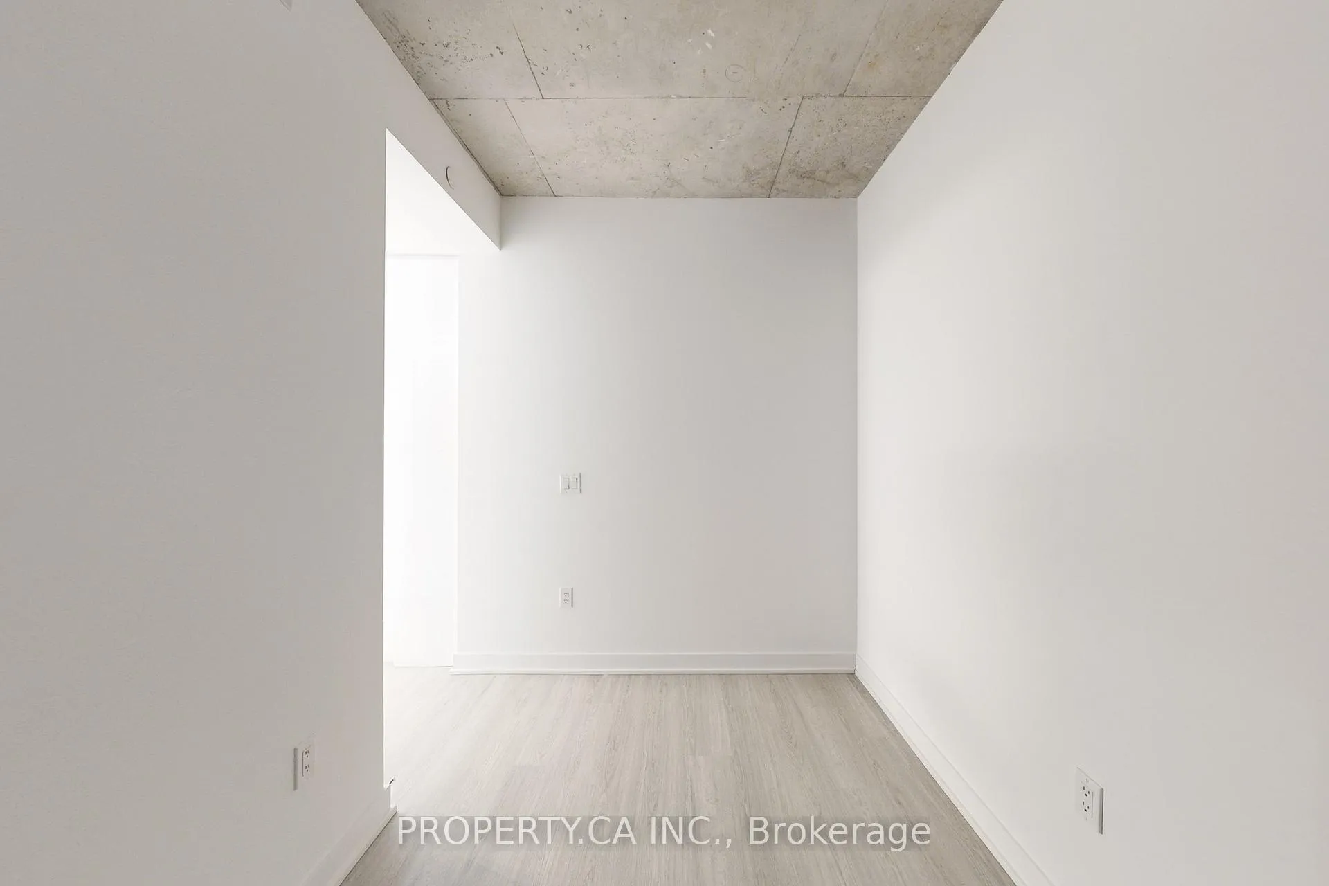Photo 14 of Unit 401, 284 King Street E, Toronto, Moss Park — HOMEH