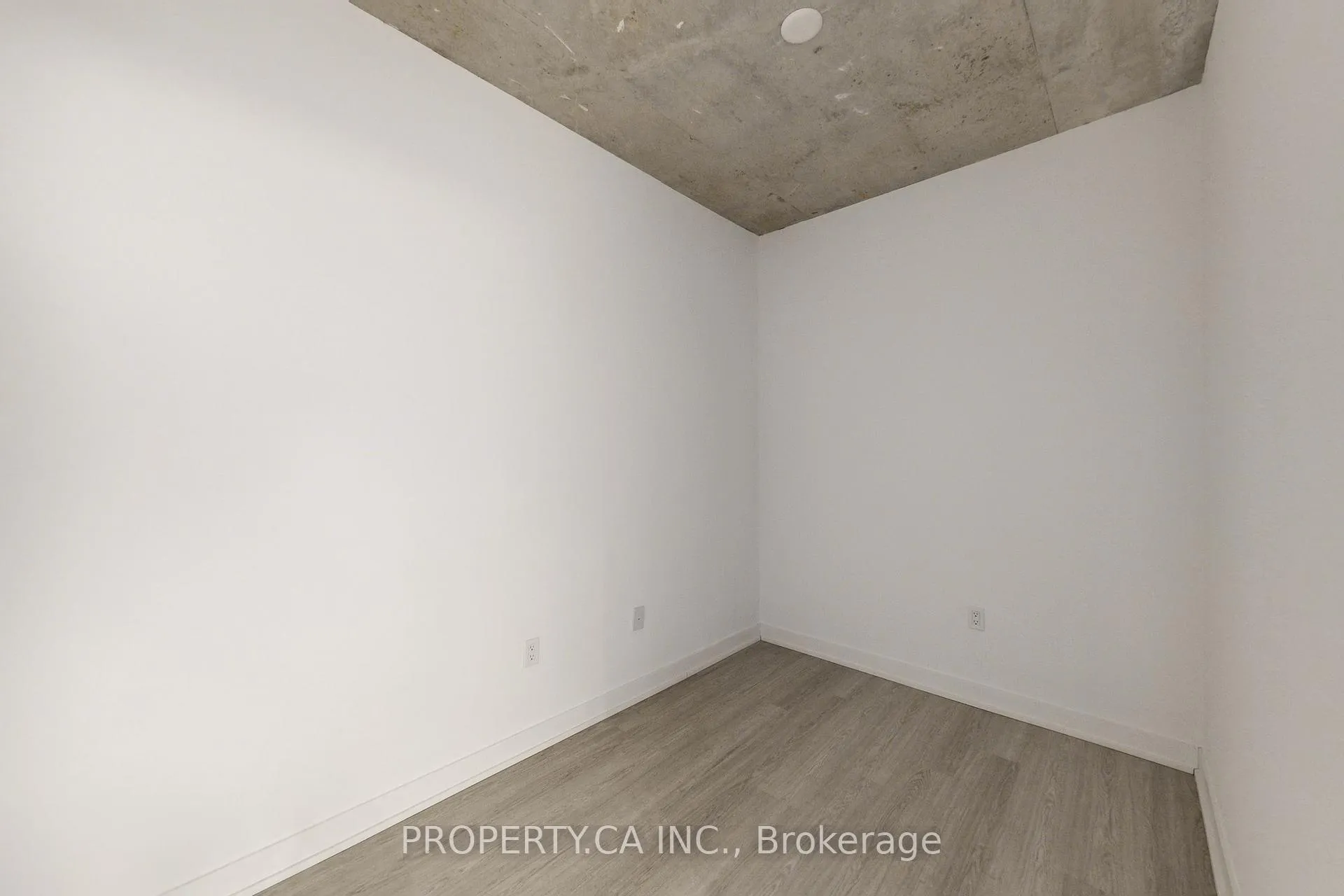 Photo 16 of Unit 401, 284 King Street E, Toronto, Moss Park — HOMEH