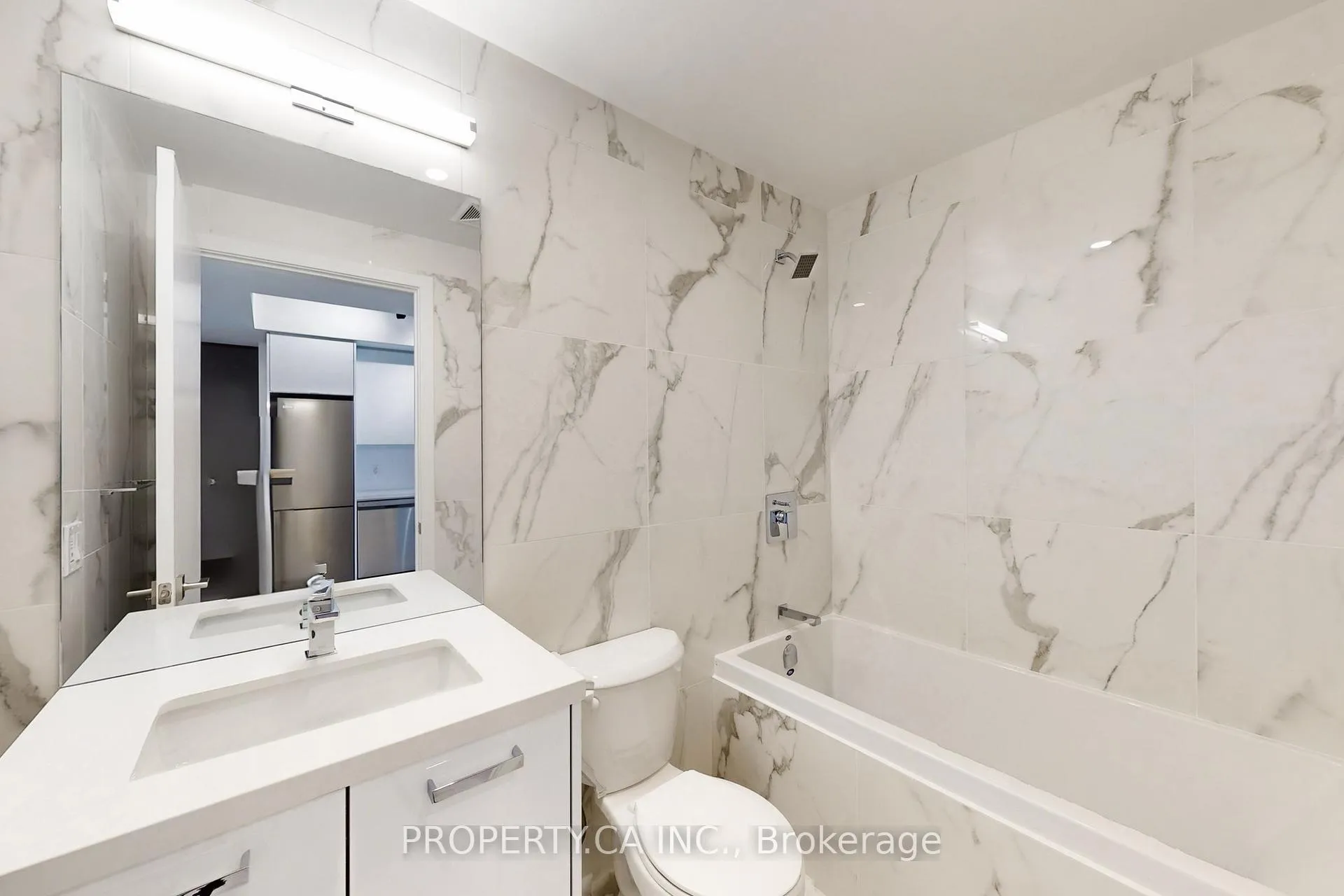 Photo 19 of Unit 401, 284 King Street E, Toronto, Moss Park — HOMEH