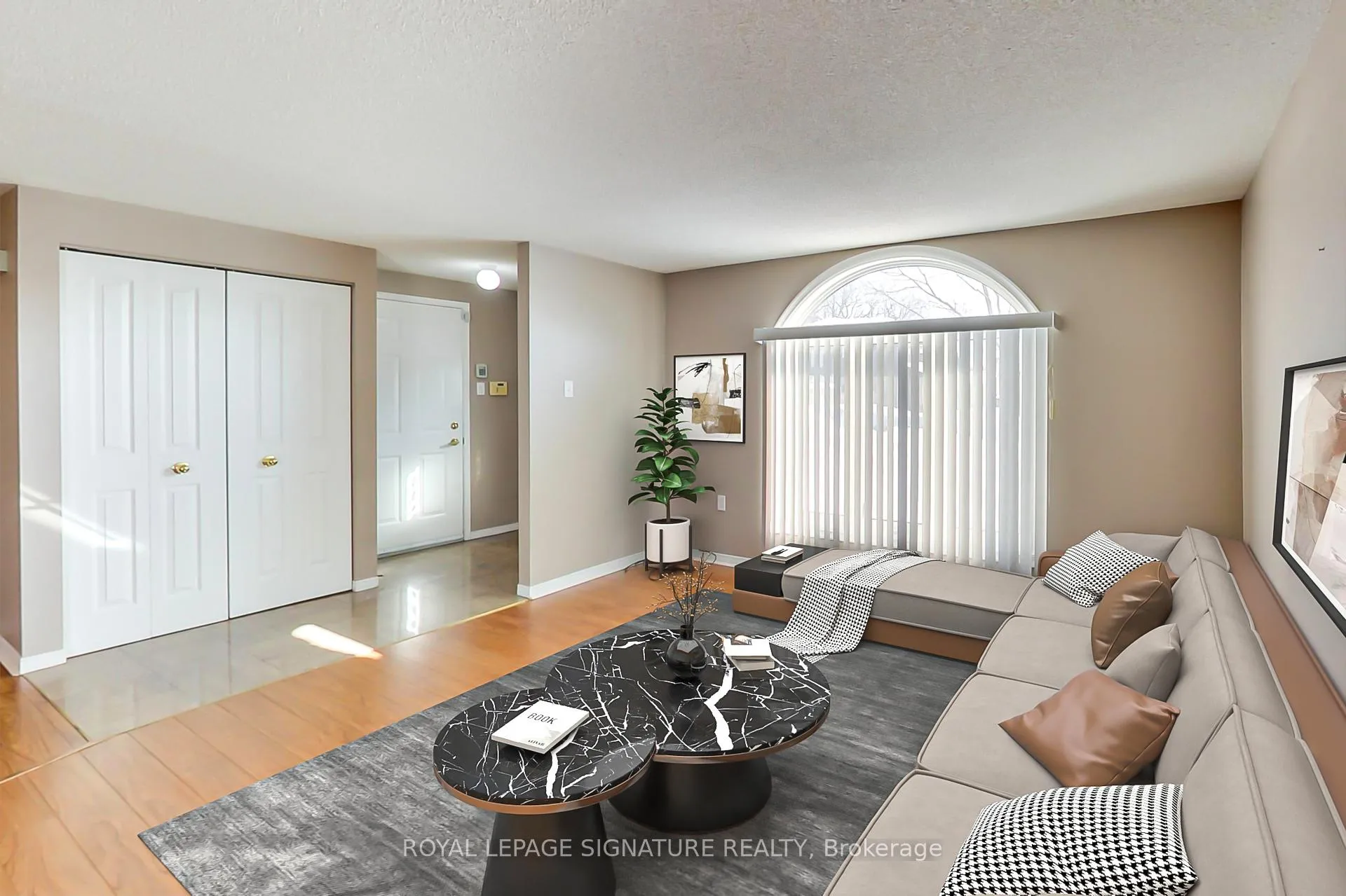 Photo 6 of 110 Hanmer Street W, Barrie, West Bayfield — HOMEH