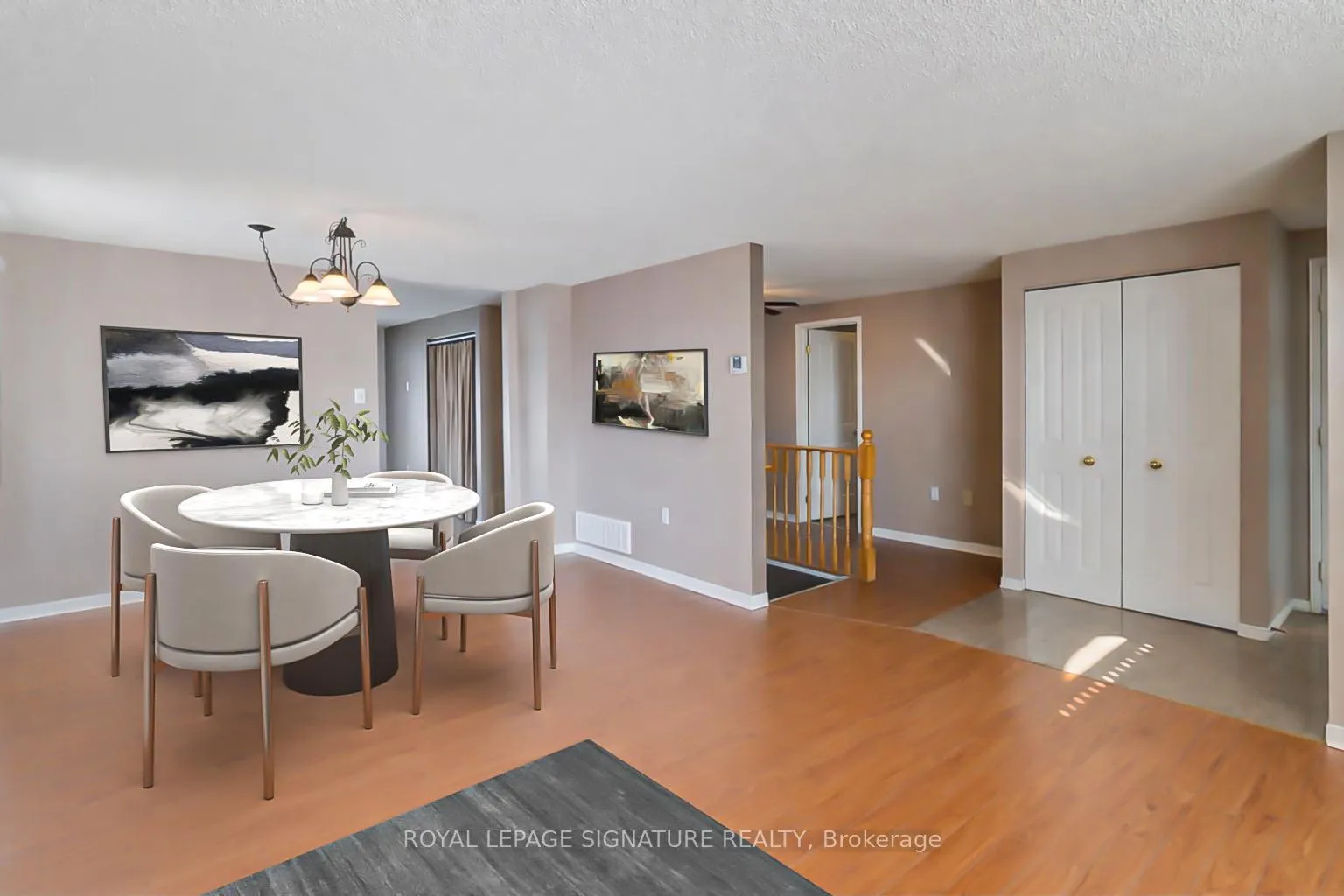 Photo 9 of 110 Hanmer Street W, Barrie, West Bayfield — HOMEH