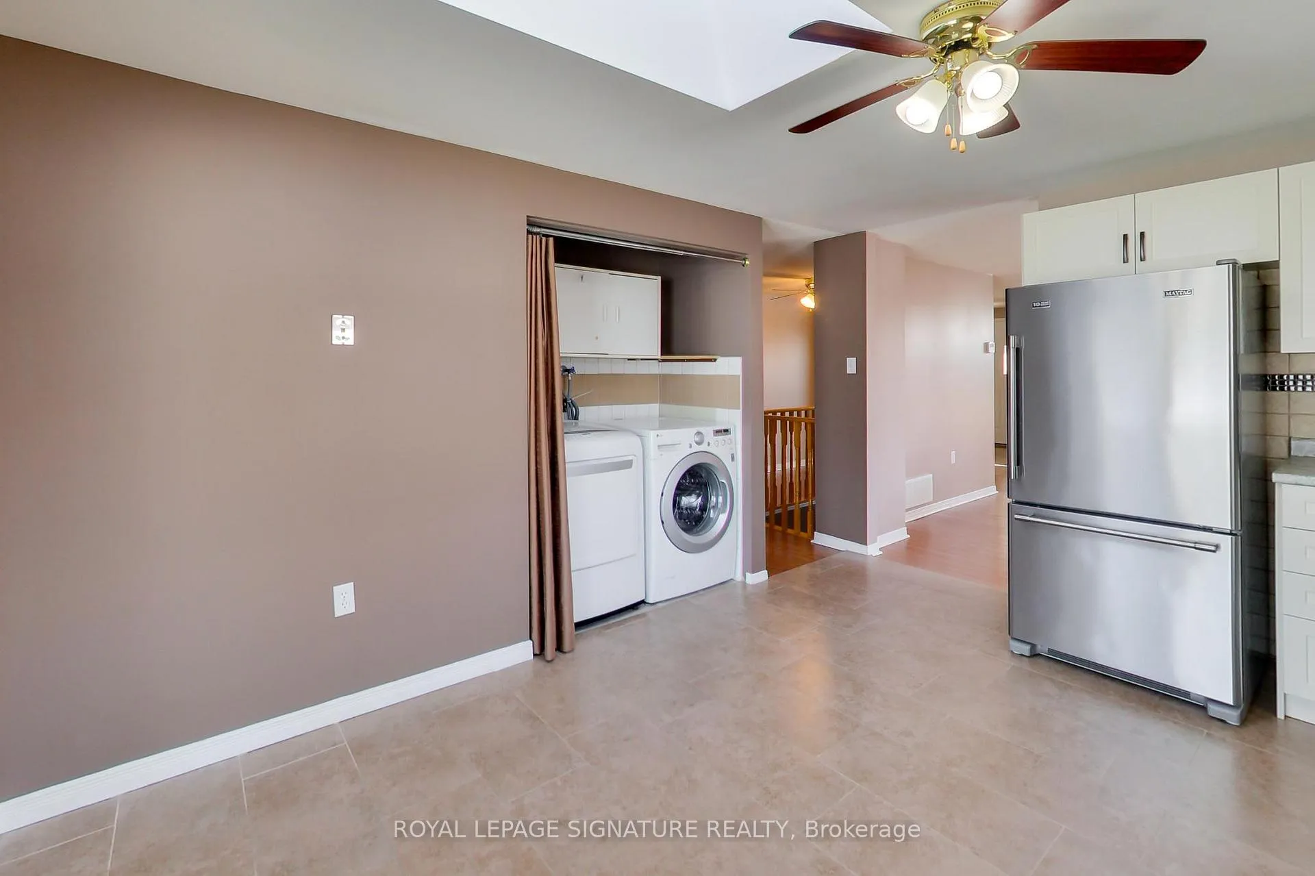 Photo 13 of 110 Hanmer Street W, Barrie, West Bayfield — HOMEH