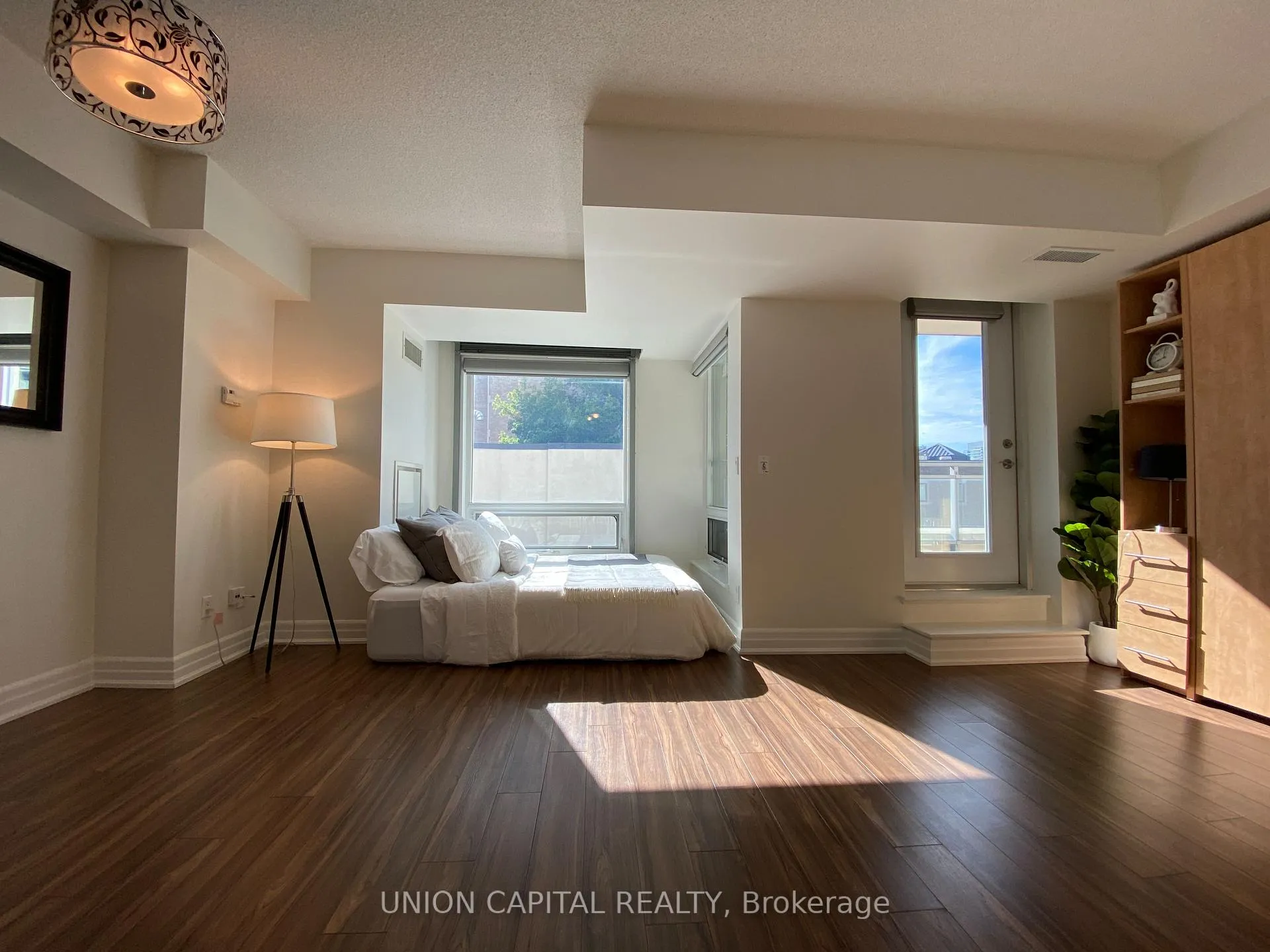 Photo 19 of Unit 310, 8 Scollard Street, Toronto, The Annex — HOMEH