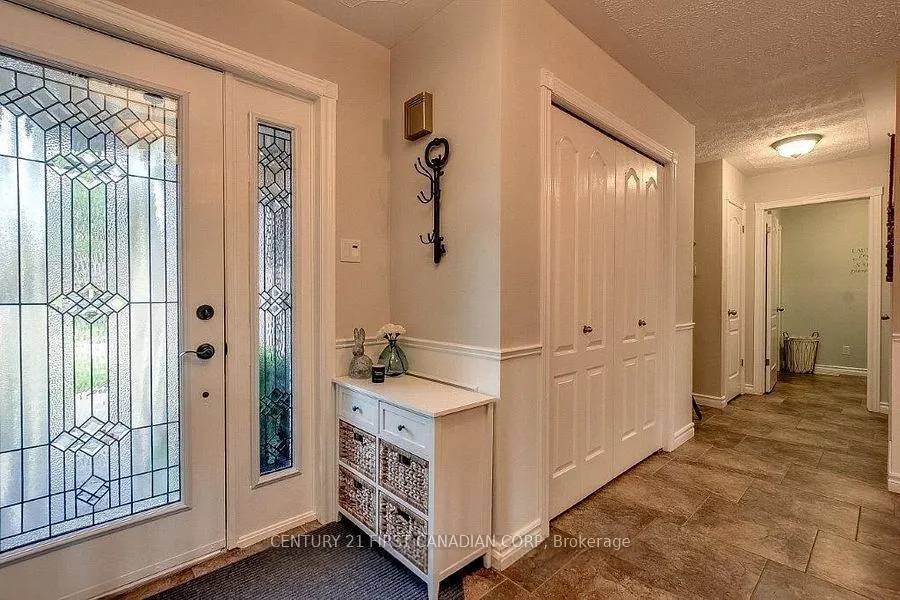 Photo 11 of 157 Wheeler Avenue, Thames Centre, Rural Thames Centre — HOMEH