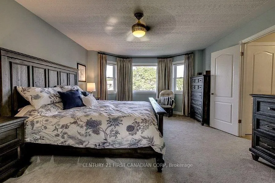 Photo 39 of 157 Wheeler Avenue, Thames Centre, Rural Thames Centre — HOMEH