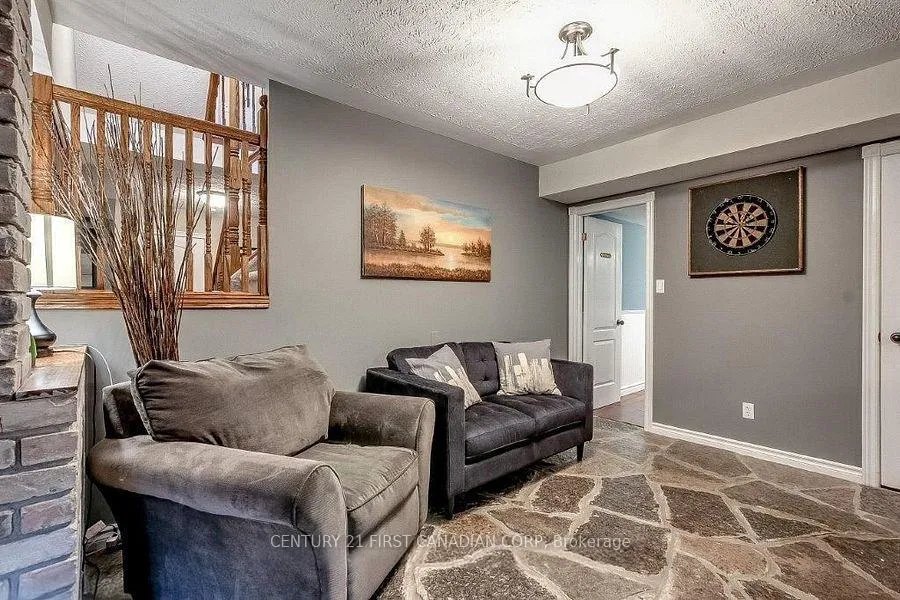 Photo 43 of 157 Wheeler Avenue, Thames Centre, Rural Thames Centre — HOMEH