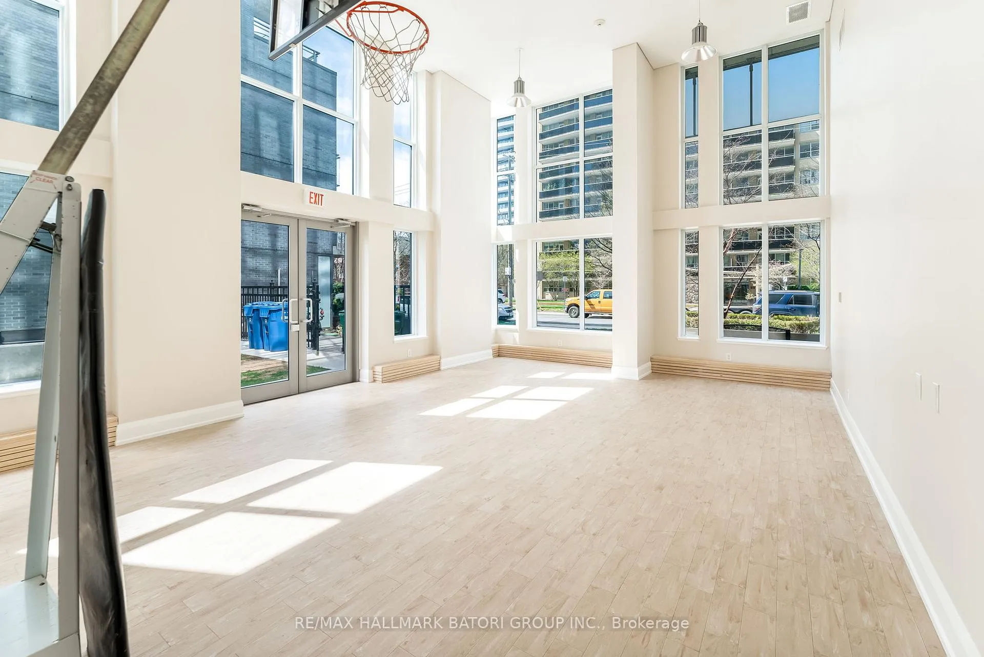 Photo 22 of Unit 1009, 83 Redpath Avenue, Toronto, Mount Pleasant West — HOMEH