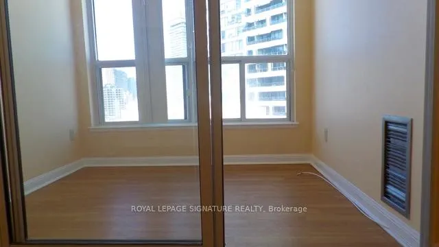 Photo 5 of Unit 2206, 24 Wellesley Street, Toronto, Bay Street Corridor — HOMEH