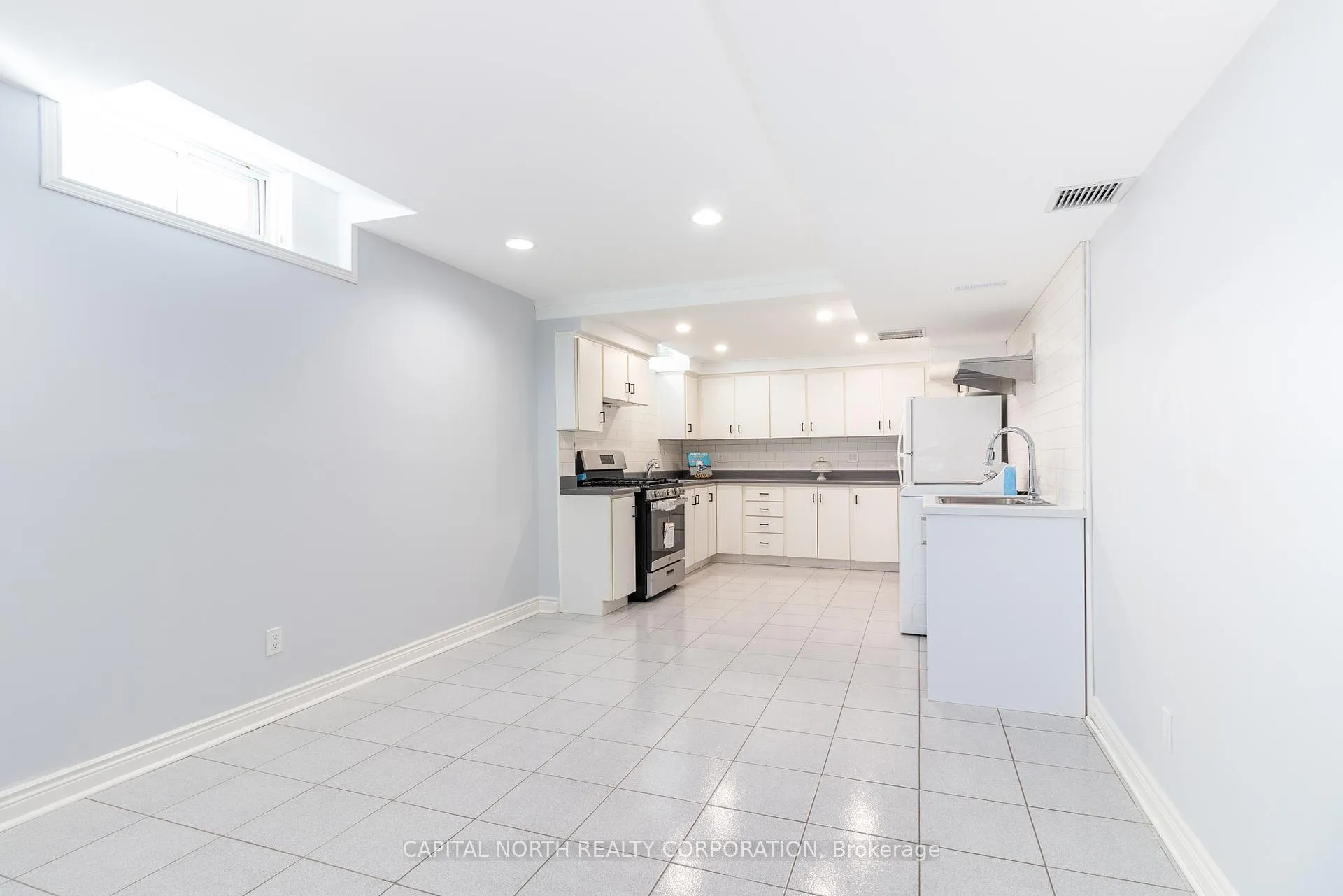 Photo 14 of 162 Longhouse Street, Vaughan, East Woodbridge — HOMEH