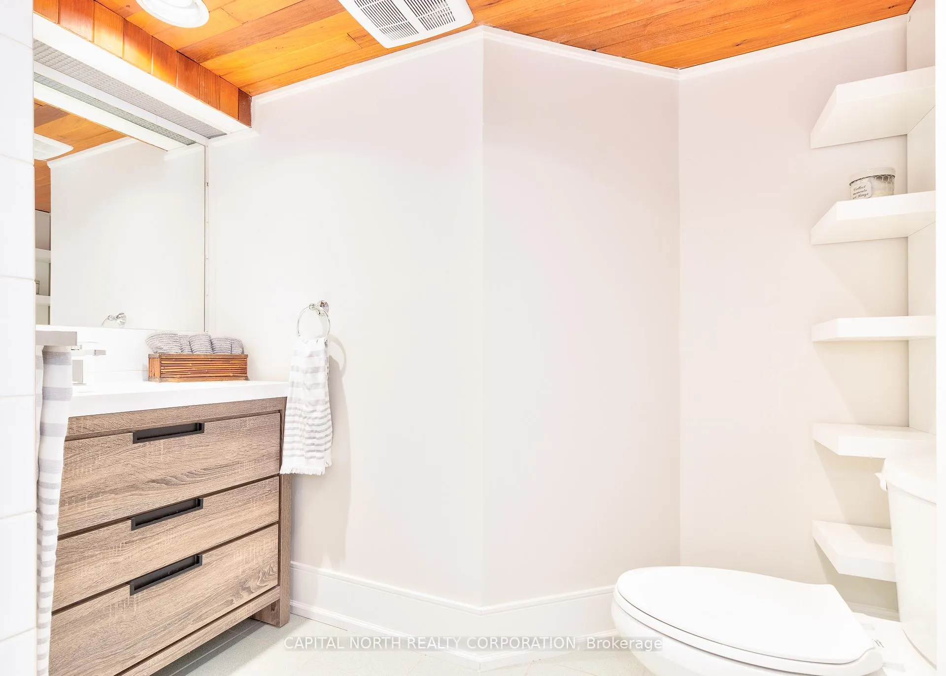 Photo 19 of 162 Longhouse Street, Vaughan, East Woodbridge — HOMEH