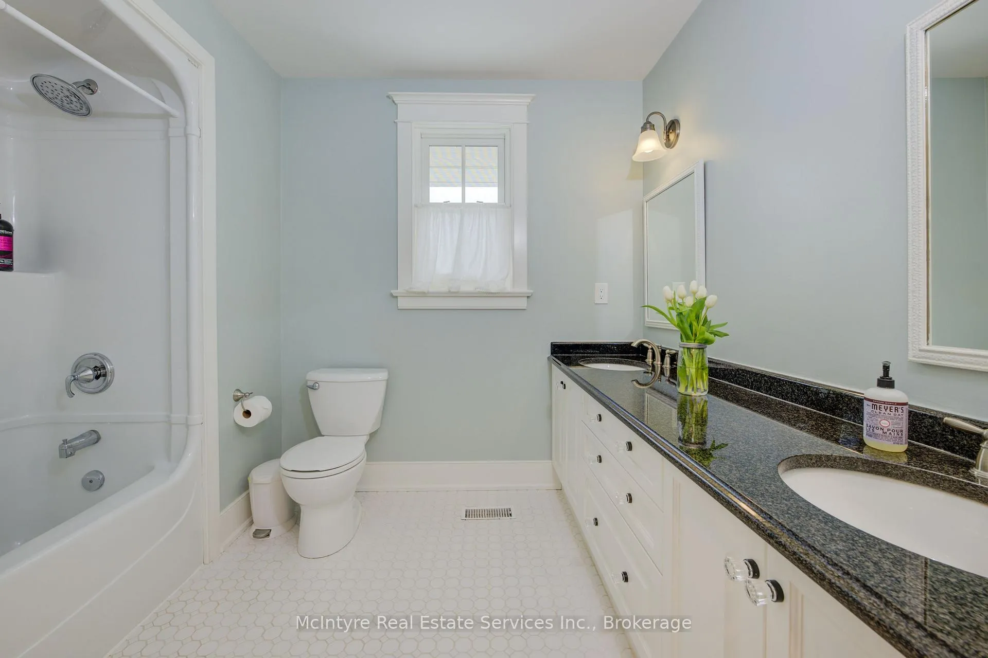 Photo 21 of 234 14th Concession Road E, Hamilton, Rural Flamborough — HOMEH