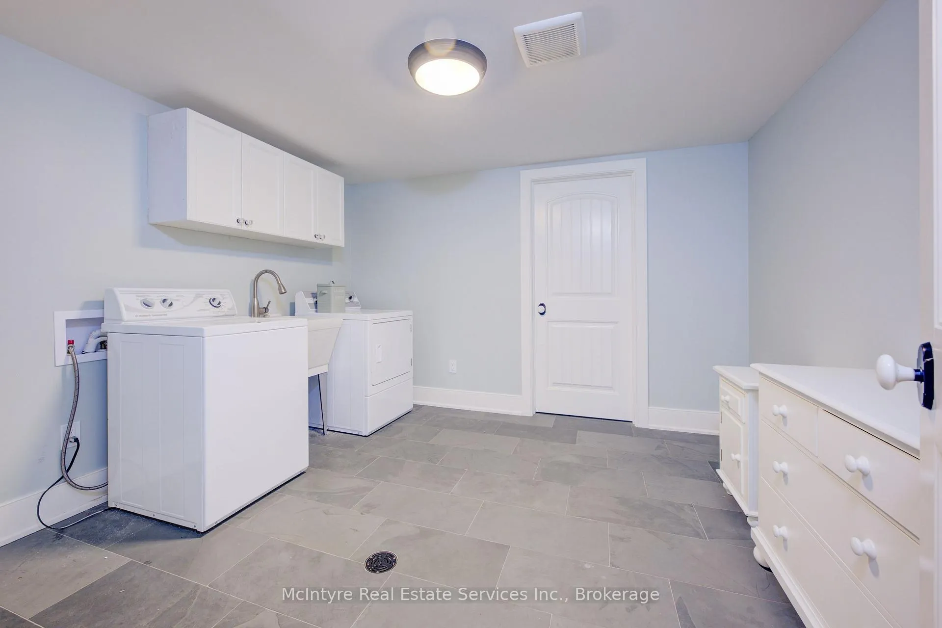 Photo 23 of 234 14th Concession Road E, Hamilton, Rural Flamborough — HOMEH