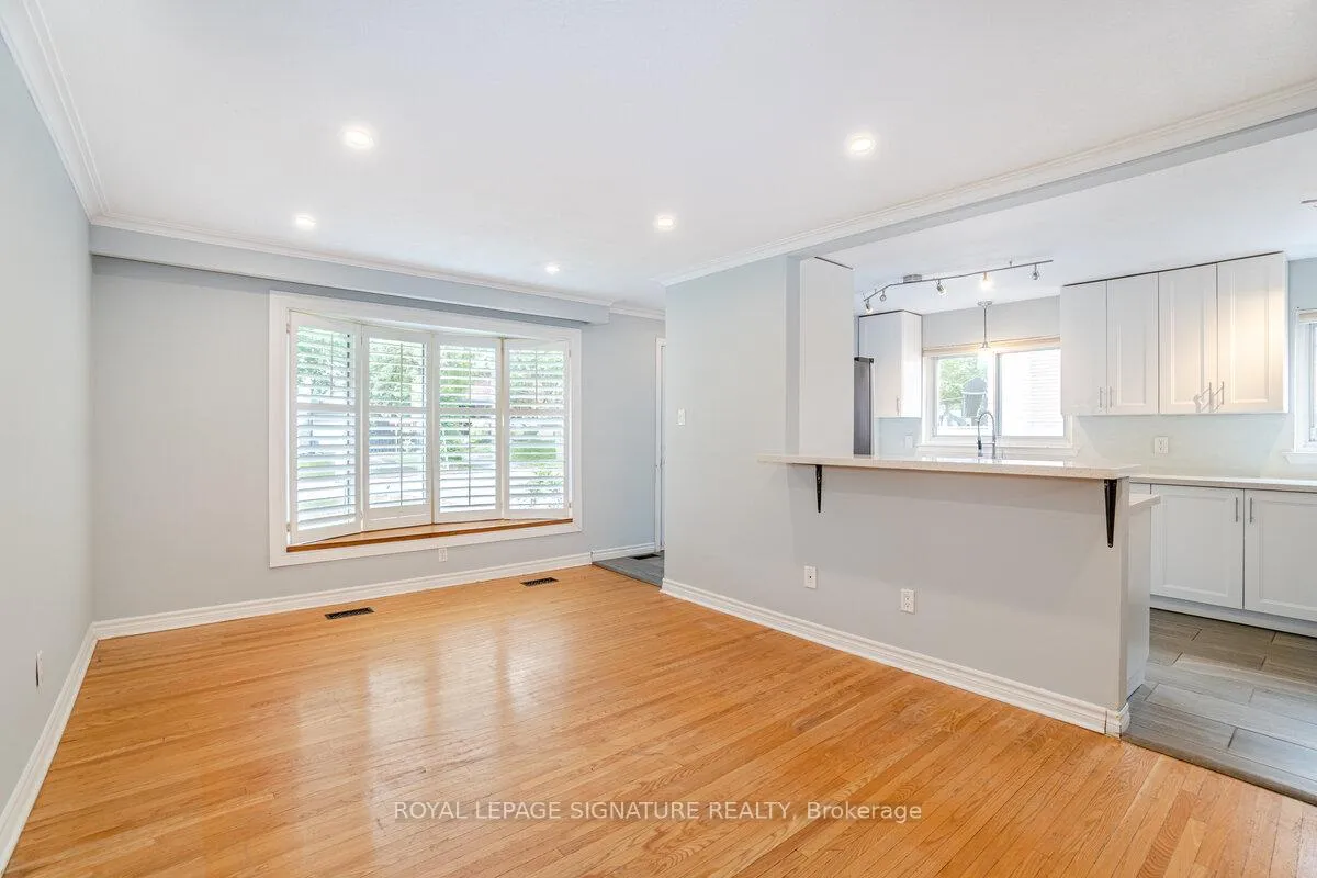 Photo 8 of Unit 1, 591 Turner Boulevard, Burlington, Shoreacres — HOMEH