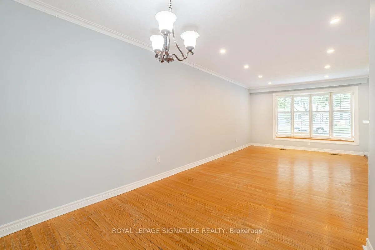 Photo 10 of Unit 1, 591 Turner Boulevard, Burlington, Shoreacres — HOMEH