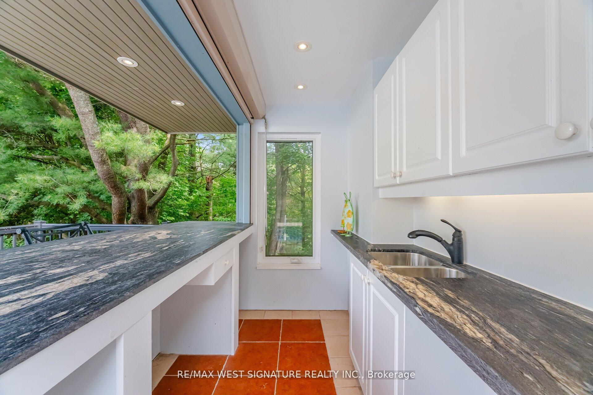Photo 34 of 351 Dearbourne Avenue, King, King City — HOMEH