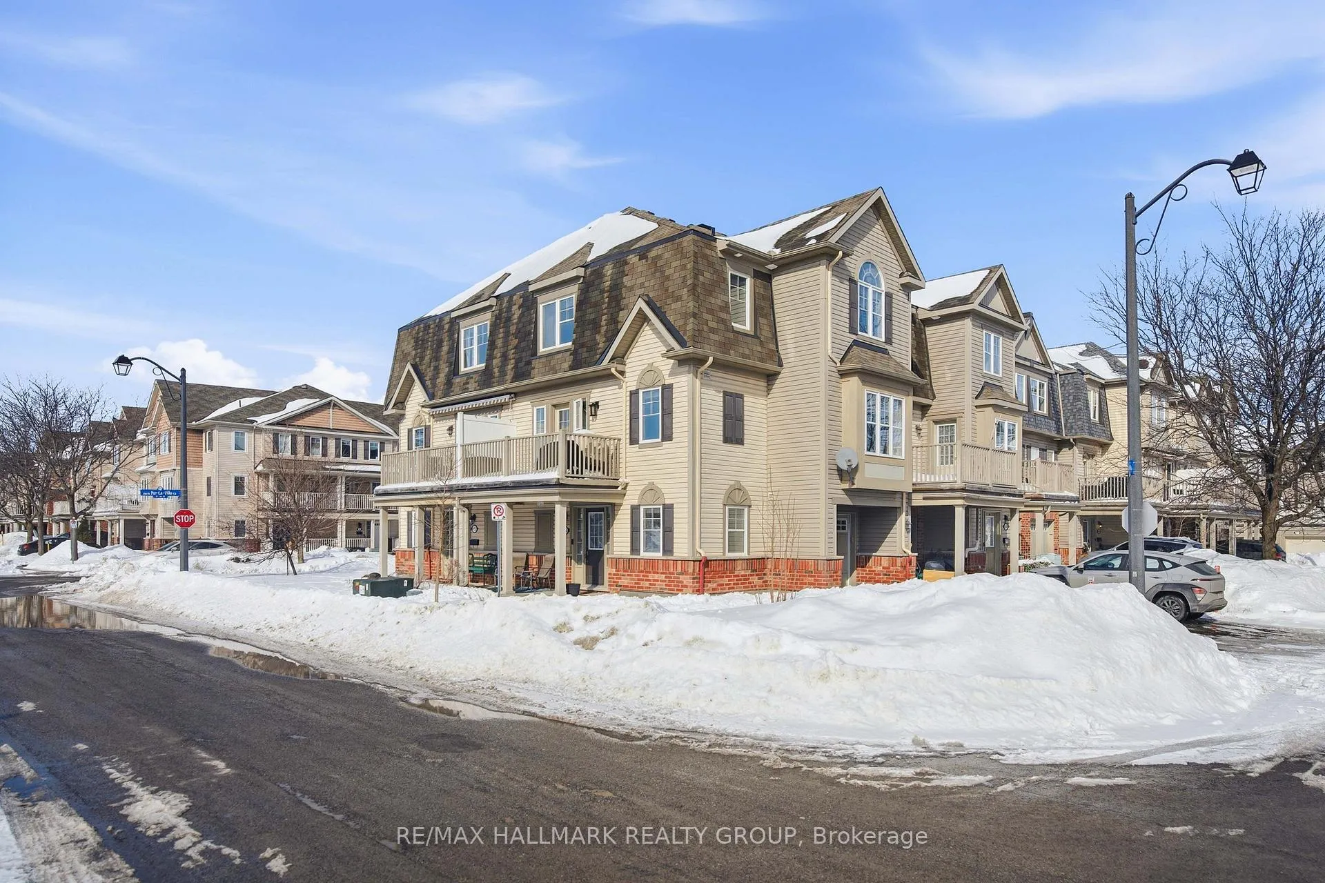 Photo 2 of 501 Sedgebrook Way, Ottawa, Stittsville (North) — HOMEH