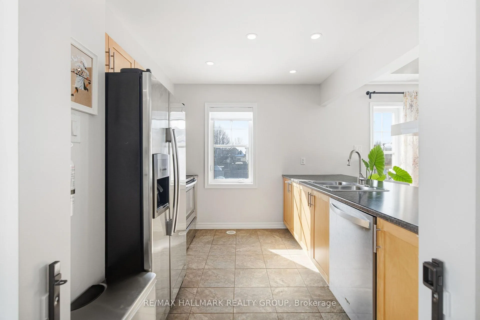 Photo 23 of 501 Sedgebrook Way, Ottawa, Stittsville (North) — HOMEH