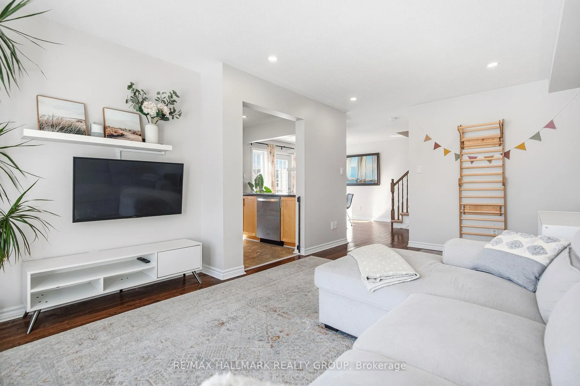 Photo 29 of 501 Sedgebrook Way, Ottawa, Stittsville (North) — HOMEH