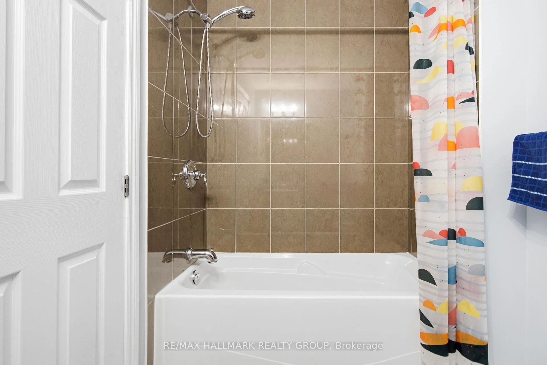 Photo 32 of 501 Sedgebrook Way, Ottawa, Stittsville (North) — HOMEH