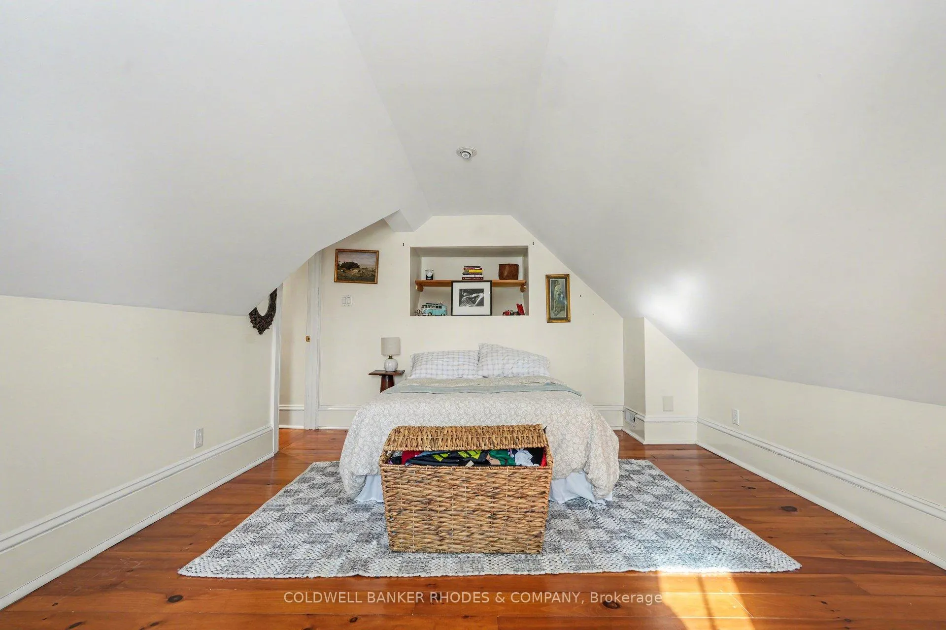 Photo 32 of 3489 Galetta Side Road, Ottawa, Kinburn — HOMEH