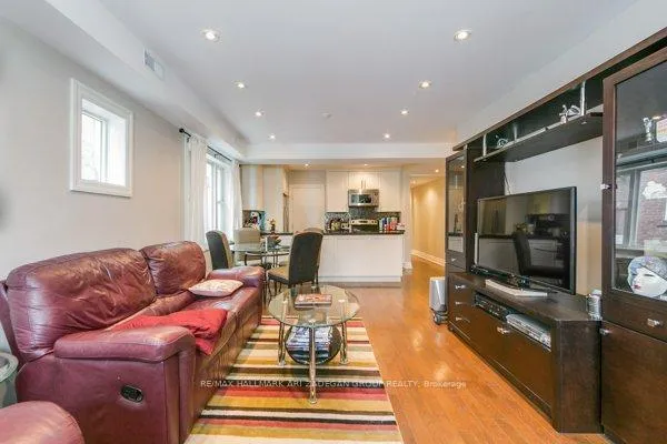Photo 4 of Unit B, 25 Preston Place, Toronto, Lawrence Park North — HOMEH