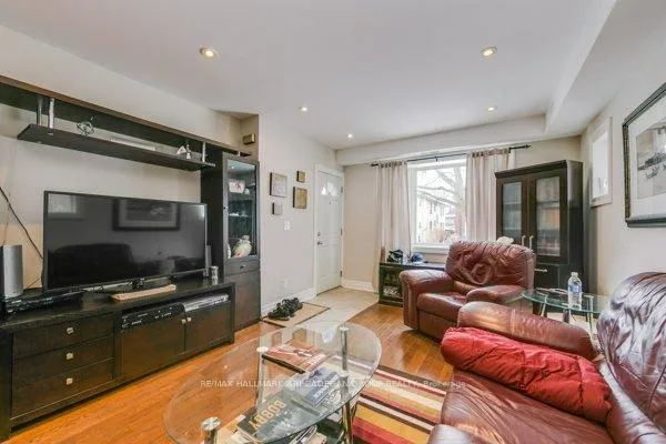Photo 7 of Unit B, 25 Preston Place, Toronto, Lawrence Park North — HOMEH